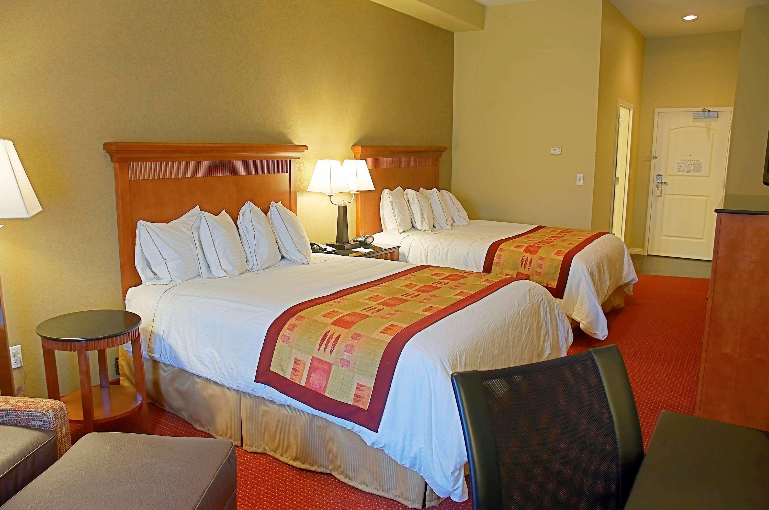 Best Western Plus Canyon Pines Ogden Bagian luar foto