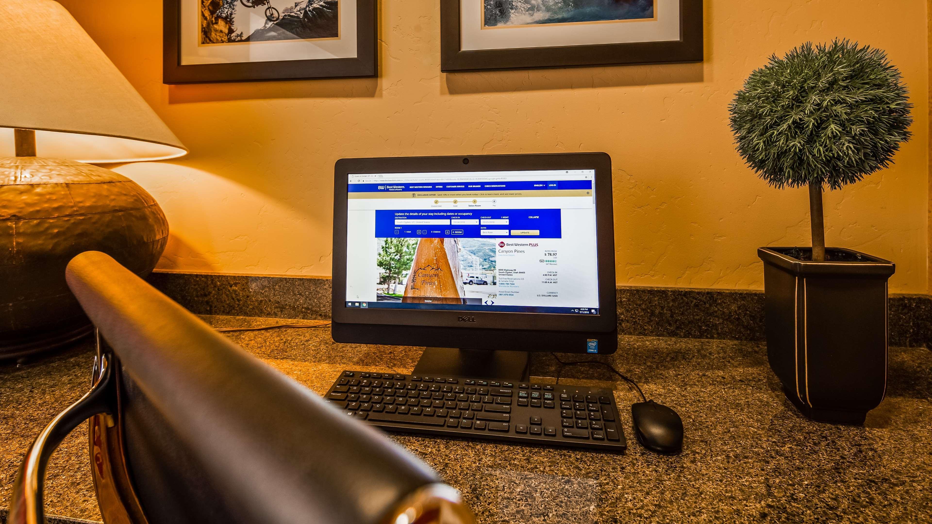 Best Western Plus Canyon Pines Ogden Bagian luar foto