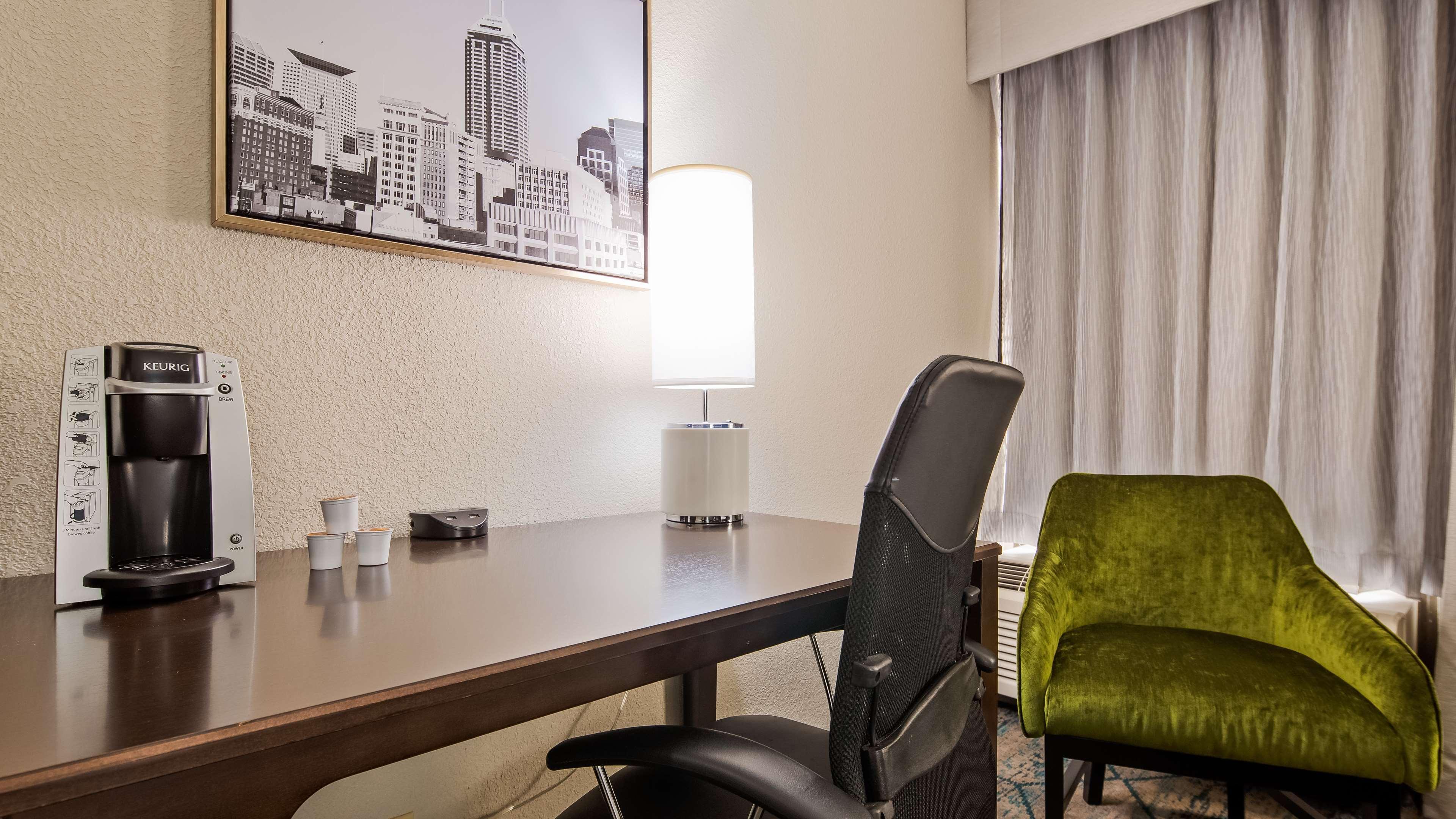 Best Western Plus Canyon Pines Ogden Bagian luar foto