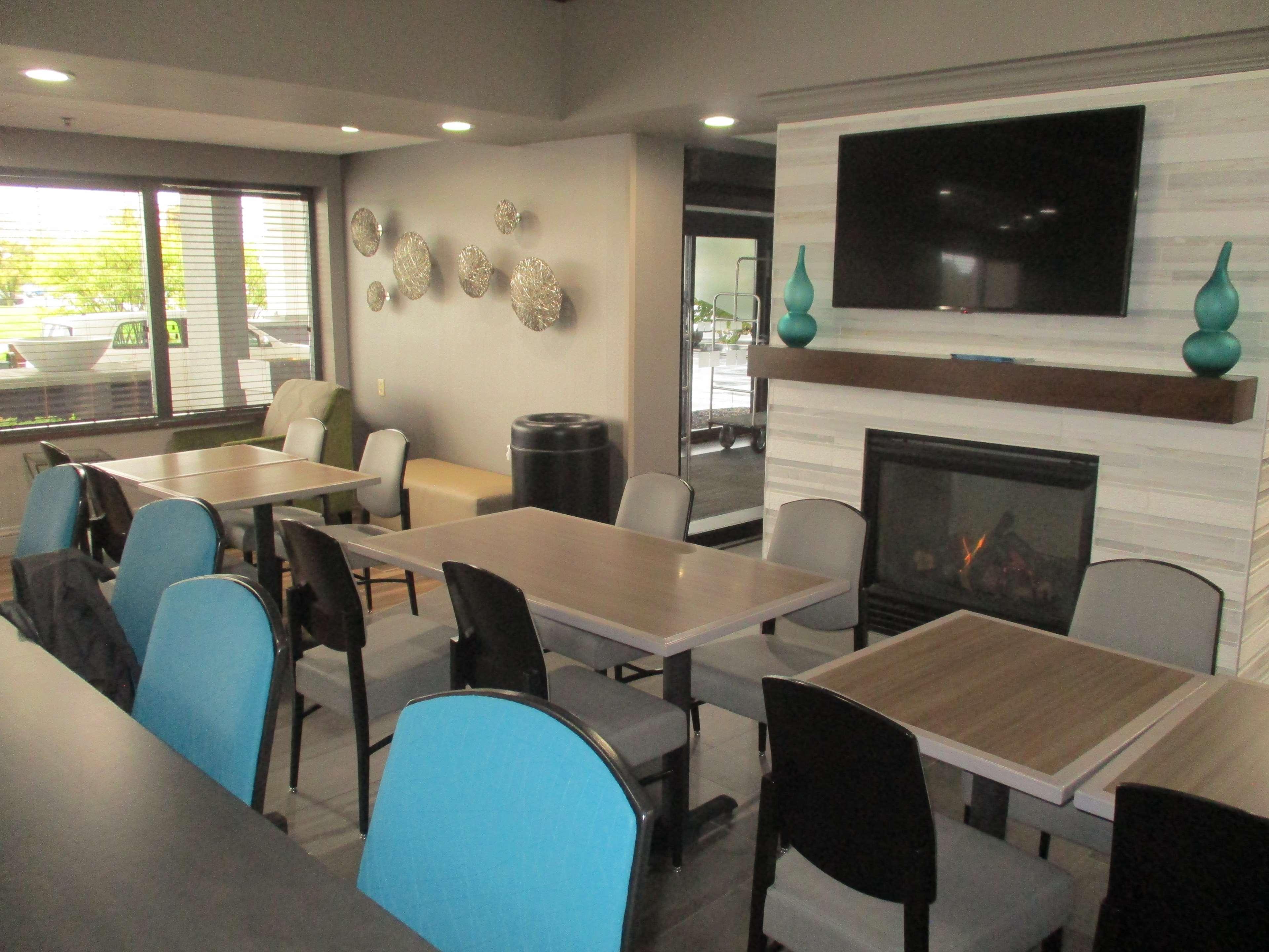 Best Western Plus Canyon Pines Ogden Bagian luar foto